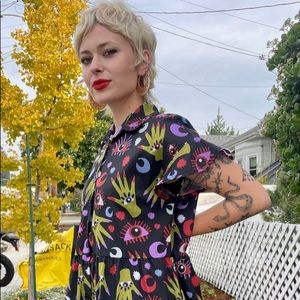 Eloise Witchy ways dress 👗 size small. Runs big fits more like a large! 🖤🤍💜